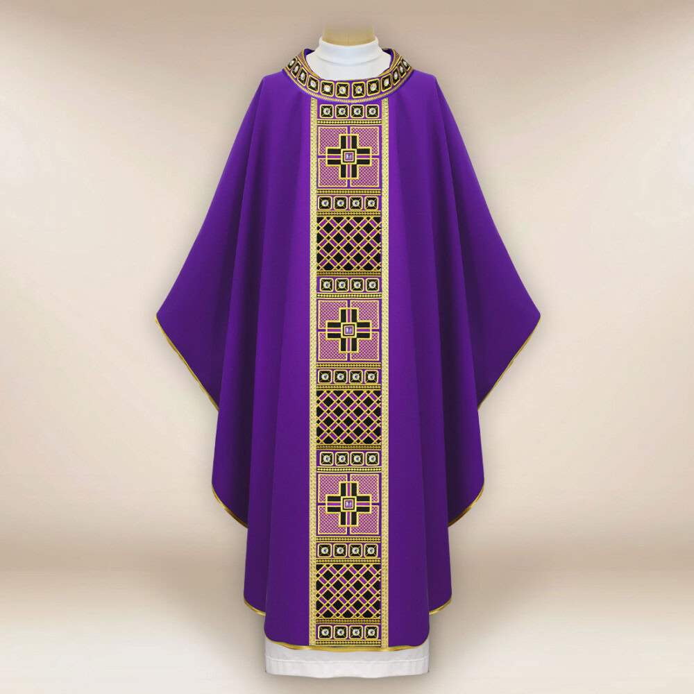 Chasuble liturgique violette brodée