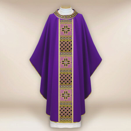 Chasuble liturgique violette brodée