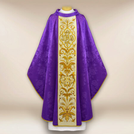Chasuble brodée IHS violette