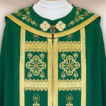chape liturgiczna brodée verte