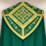 chape liturgiczna brodée verte