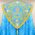 chape brodée mariale bleue