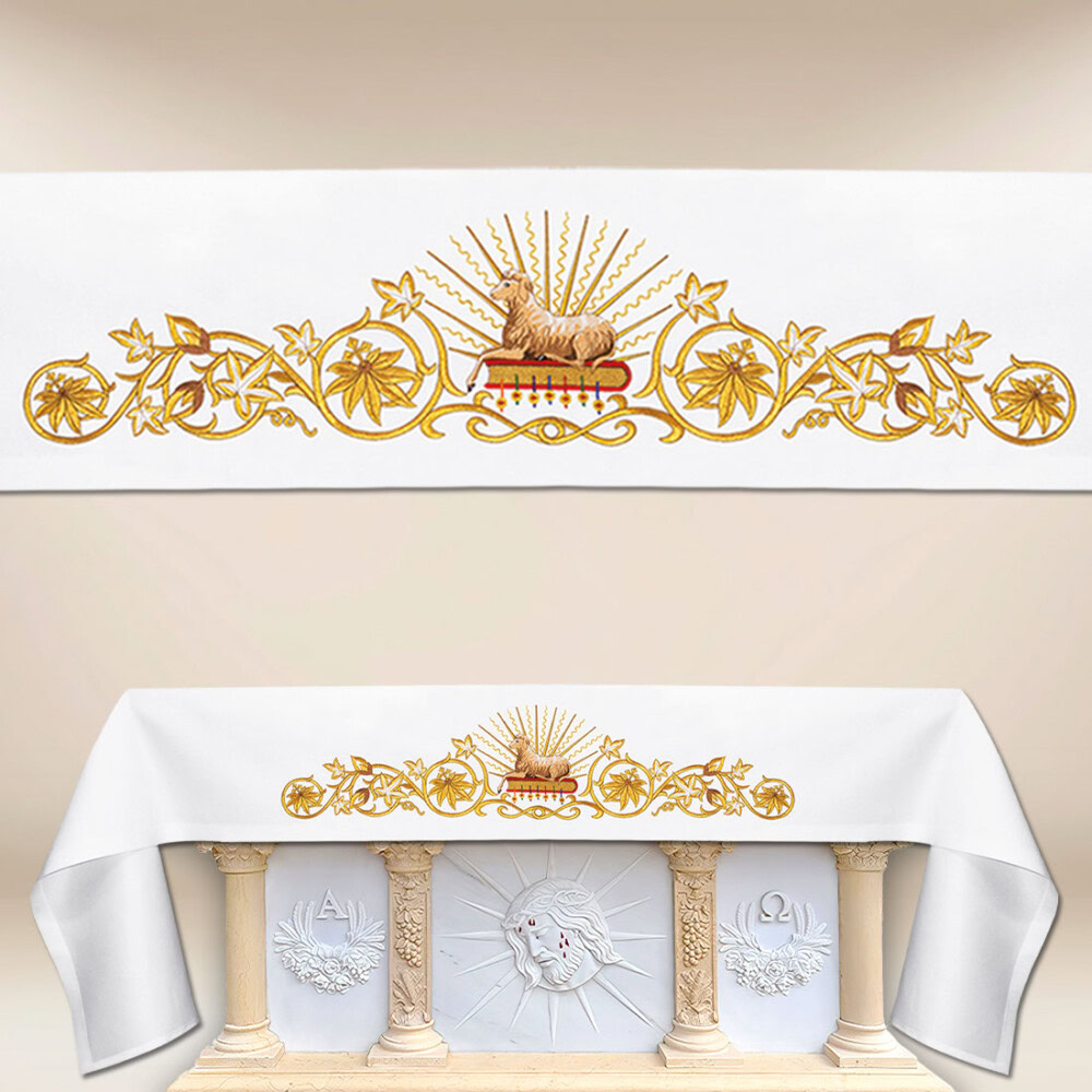 Nappe d’autel avec broderie frontale Agneau