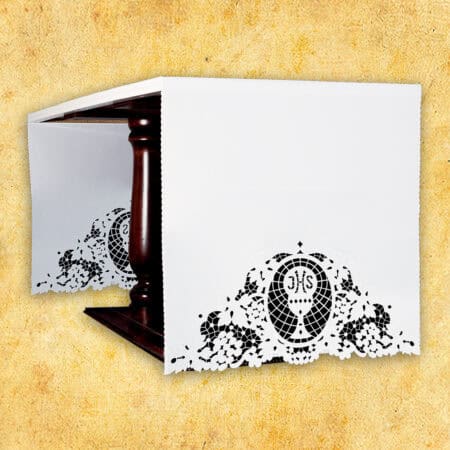 nappe d’autel avec broderie latérale