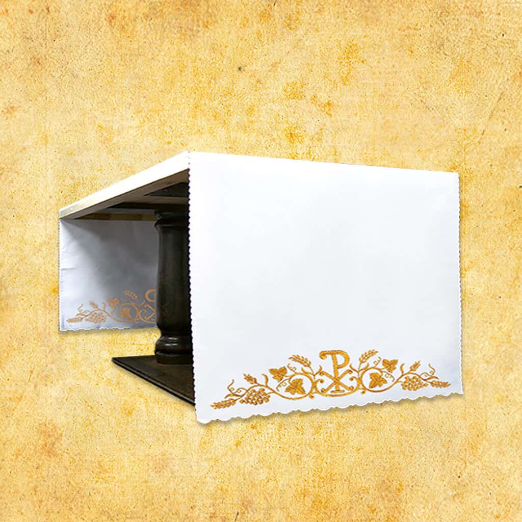 nappe d’autel avec broderie latérale