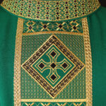 Chasuble liturgique verte brodée