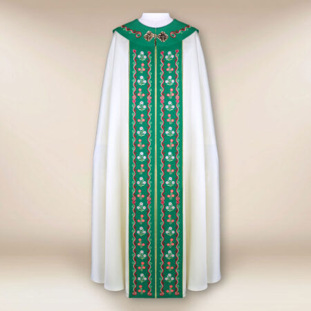 Chape liturgique brodée