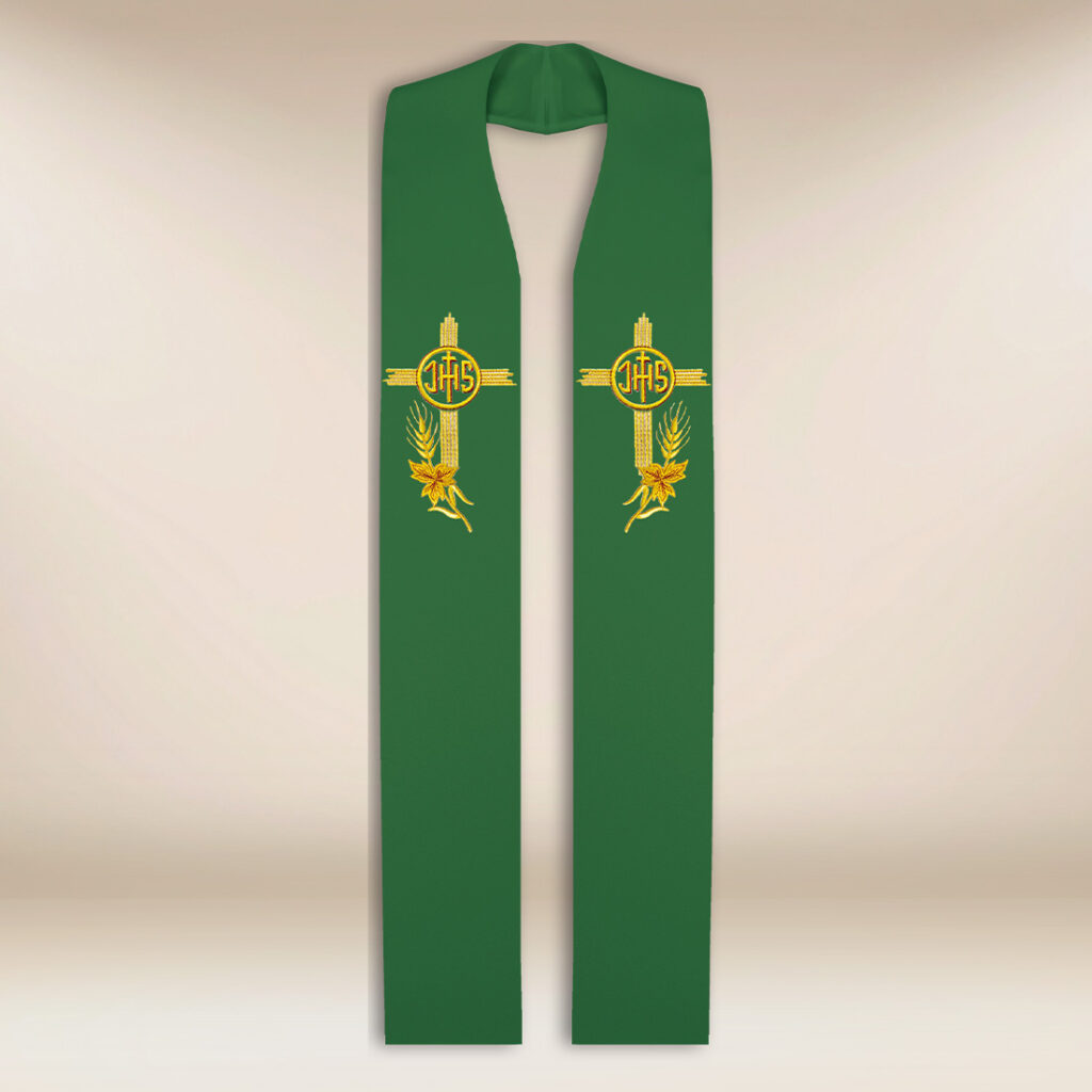 Étole sacerdotale brodée IHS verte