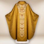 Chasuble liturgique avec Jésus-Christ