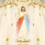Chasuble liturgique brodée Jésus Miséricordieux