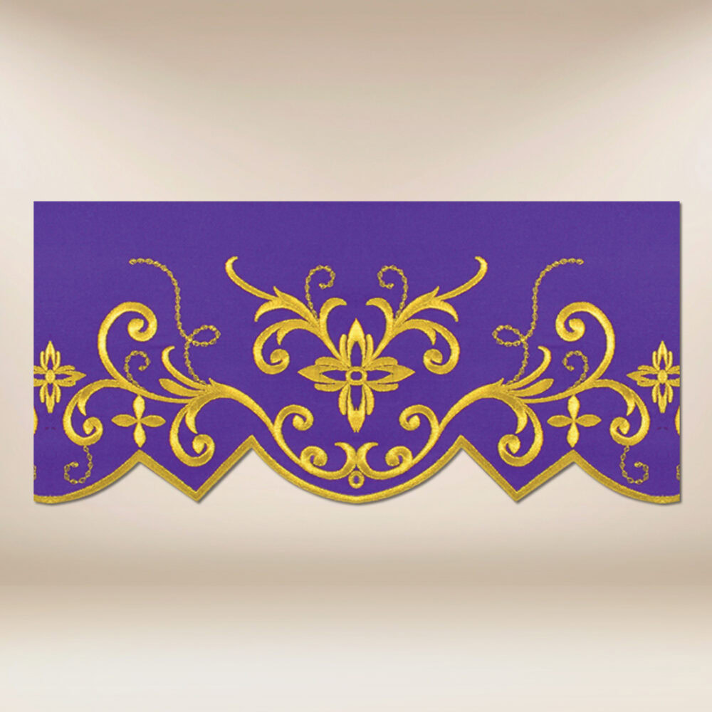 Dentelle brodée violette 590cm