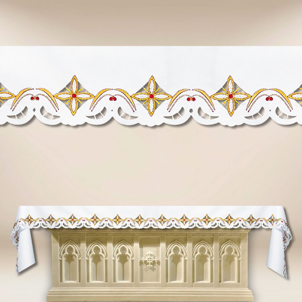 Nappe brodée Croix dans le Carré