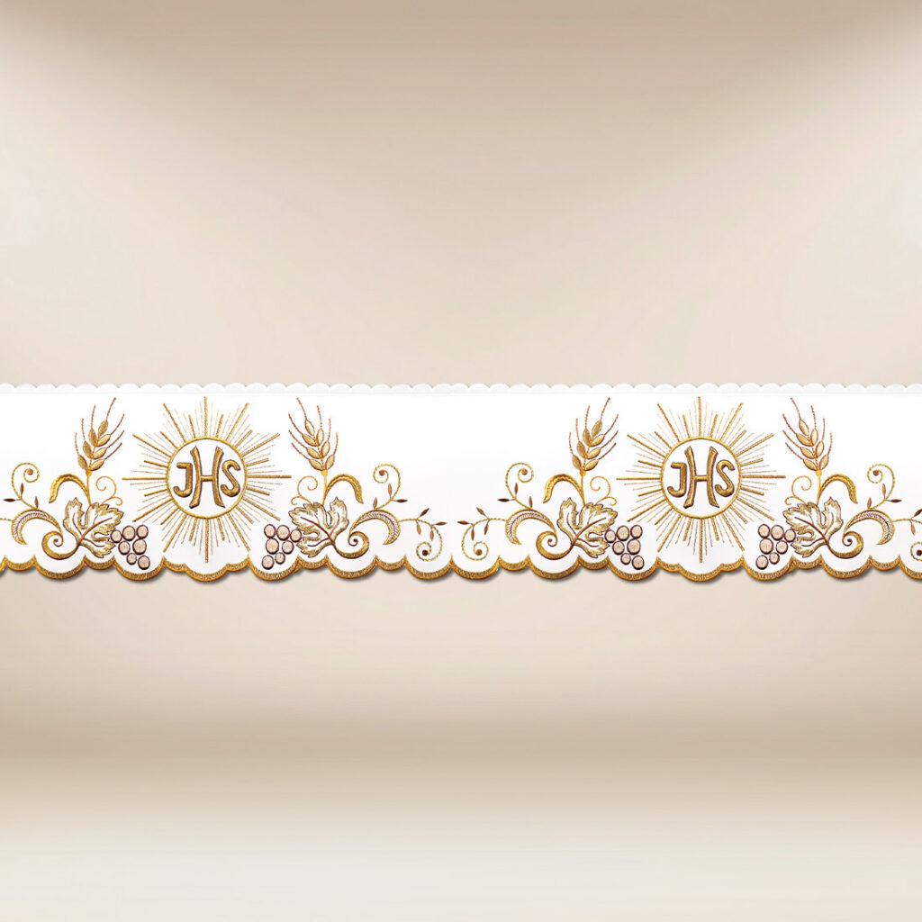 Dentelle brodée dorée avec IHS
