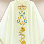 Chasuble brodée Notre-Dame de Fatima
