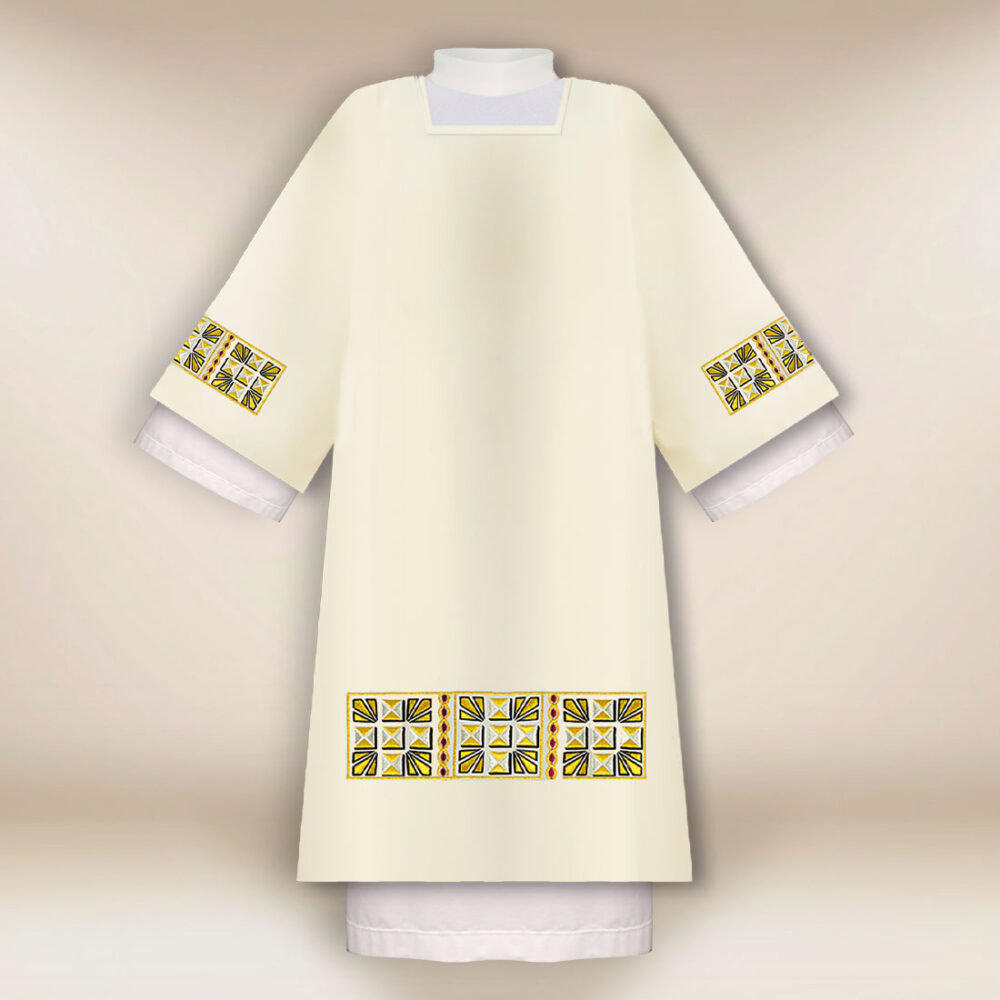 Dalmatique brodée liturgique pour diacre