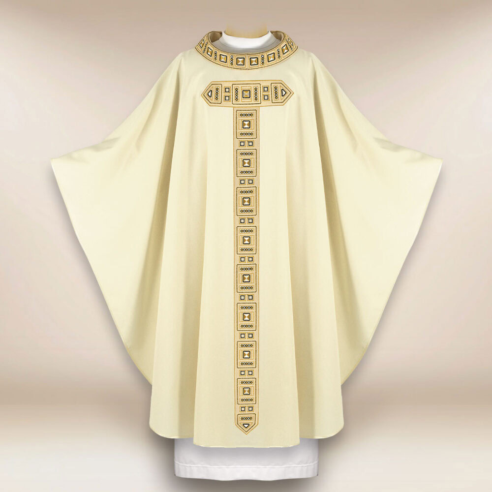 Chasuble liturgique brodée ecru