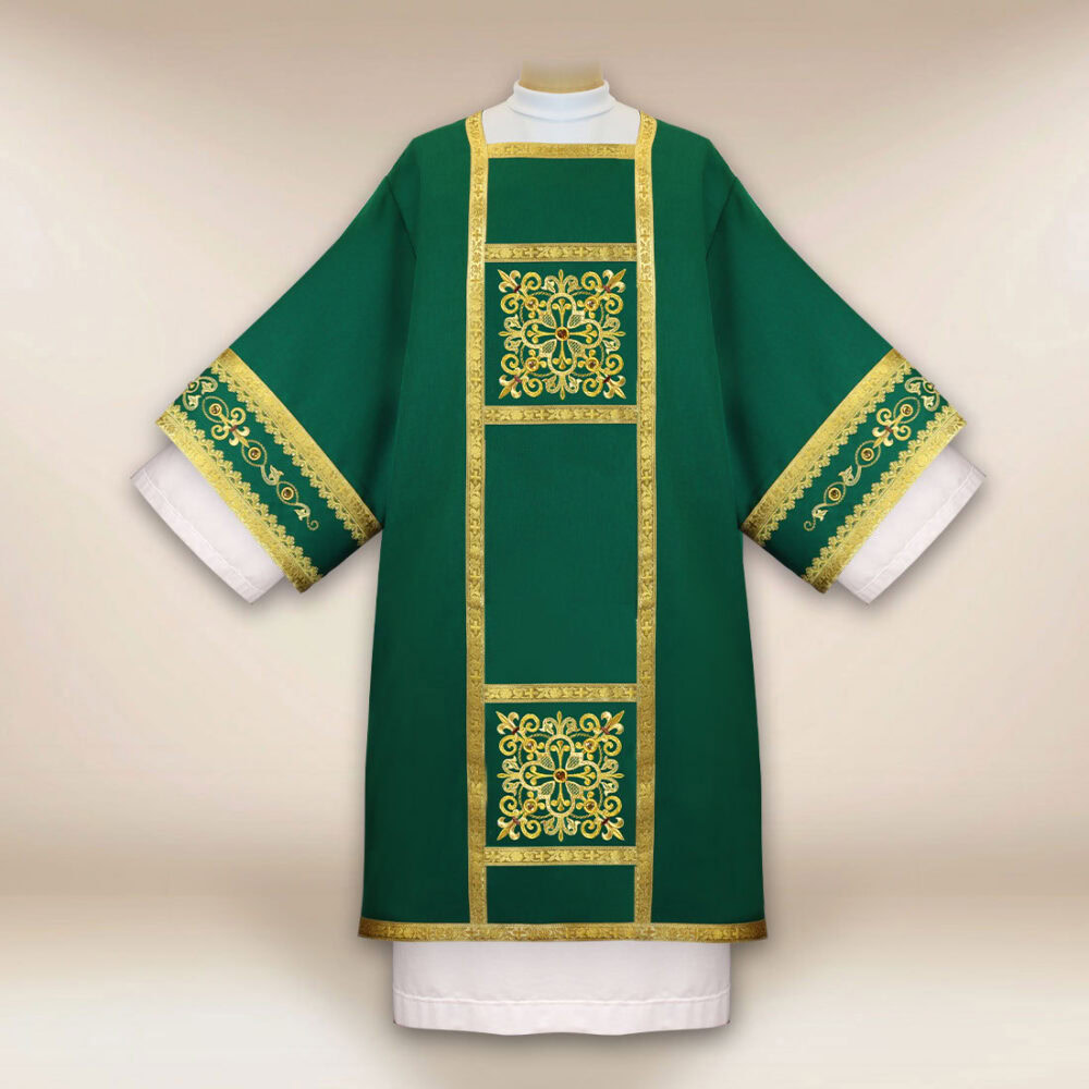Dalmatique liturgique verte brodée