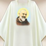 Chasuble avec image de Saint Padre Pio