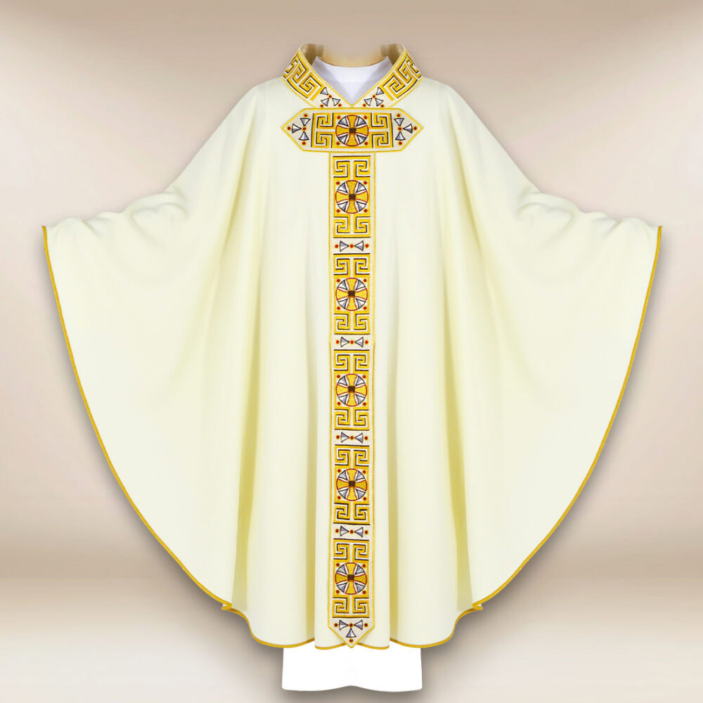 Chasuble liturgique brodée ecru