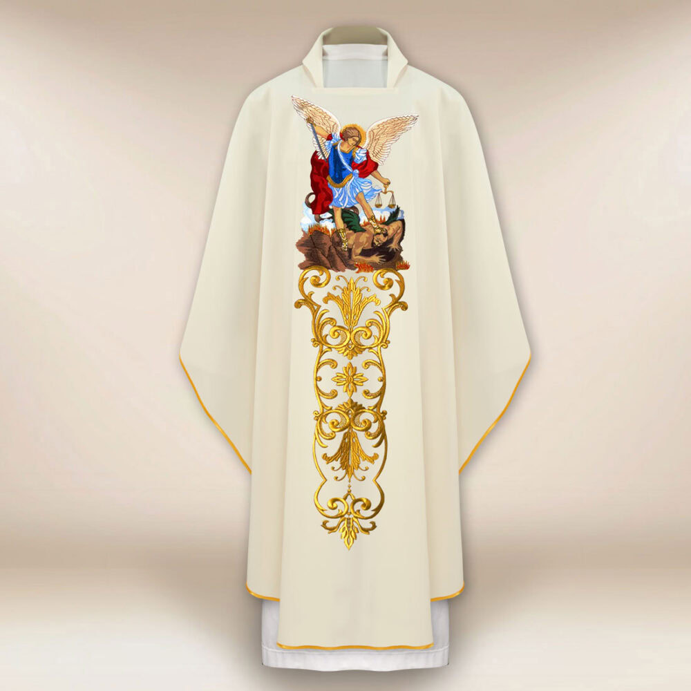 Chasuble liturgique Saint Michel Archange brodée