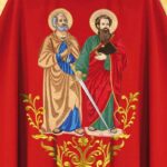 Chasuble brodée rouge Saint Pierre et Saint Paul