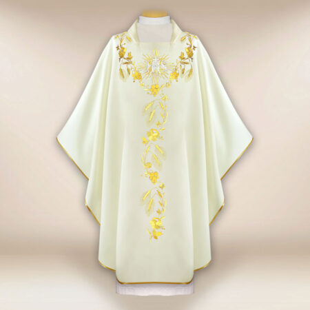 Chasuble brodée IHS écru