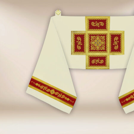 Voile huméral écru avec des éléments bordeaux et un riche brodé doré
