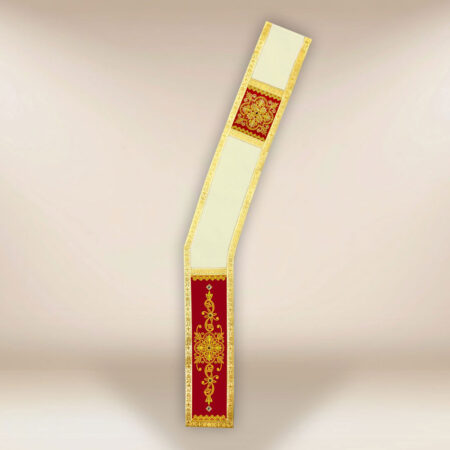Étole diaconale écrue avec panneaux bordeaux et broderie dorée