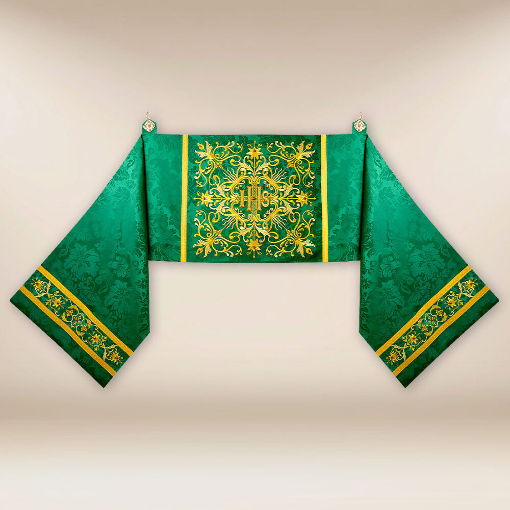 Voile huméral brodé vert