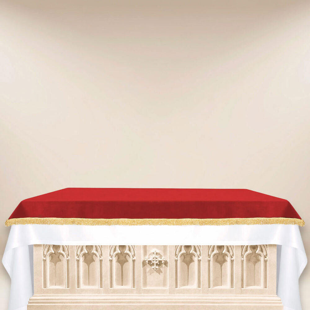 Couverture d’autel en velours rouge