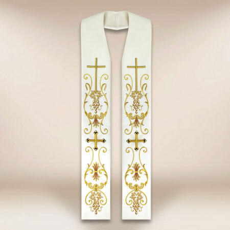 Étole liturgique avec motif de croix écru