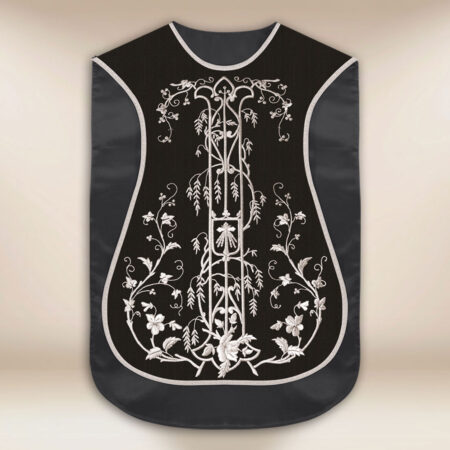 Chasuble romaine réplique noire IHS