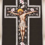Chasuble romaine réplique noir Jésus sur la Croix