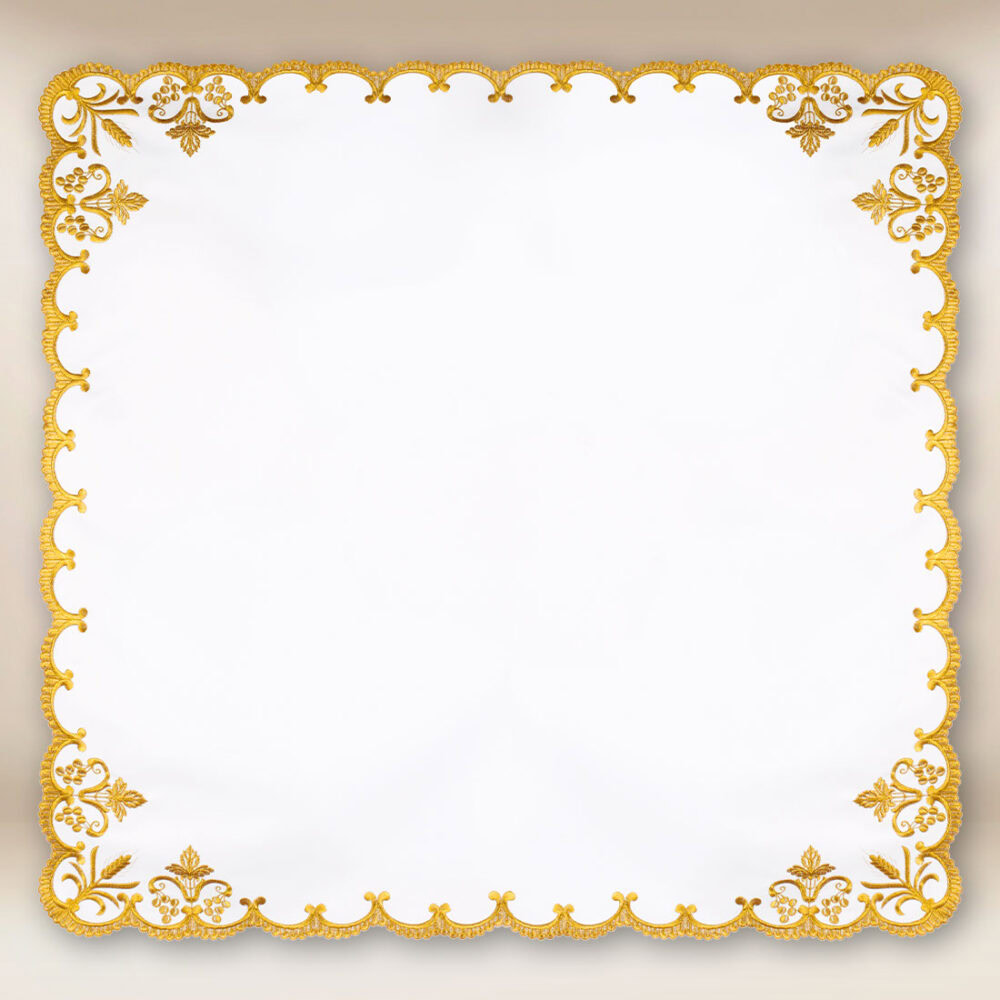 Serviette d’autel brodée or