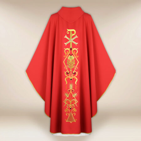 Chasuble liturgique avec motif PX rouge