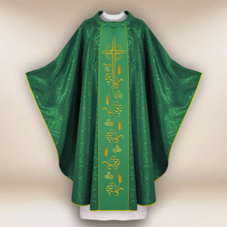 Chasuble verte avec ceinture brodée