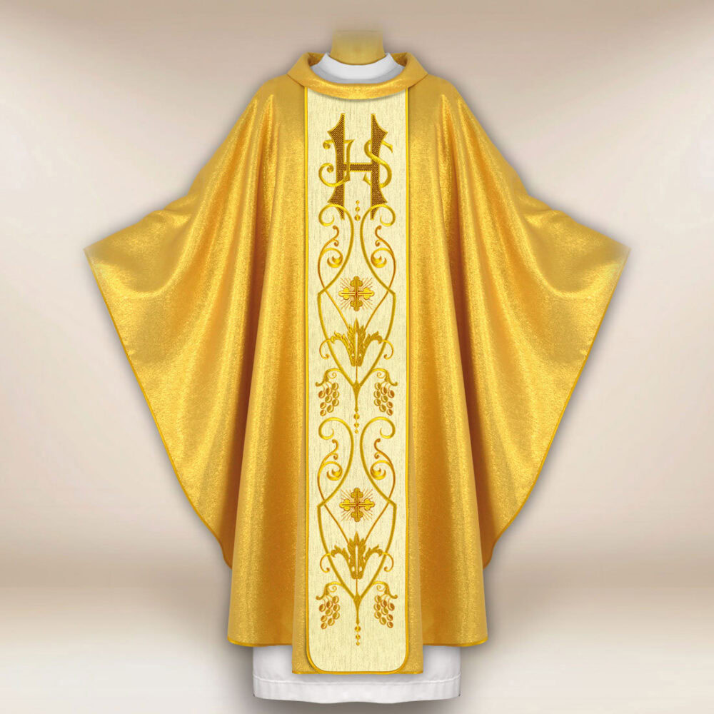 Chasuble liturgique dorée IHS brodée