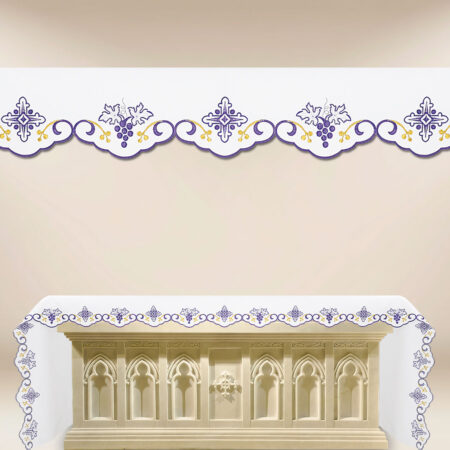 Nappe brodée violette